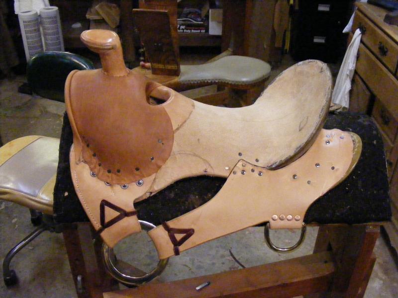 horn and fork cover installled